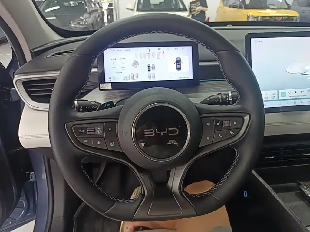 BYD Seal 05 DM-i 2025 — фото 7
