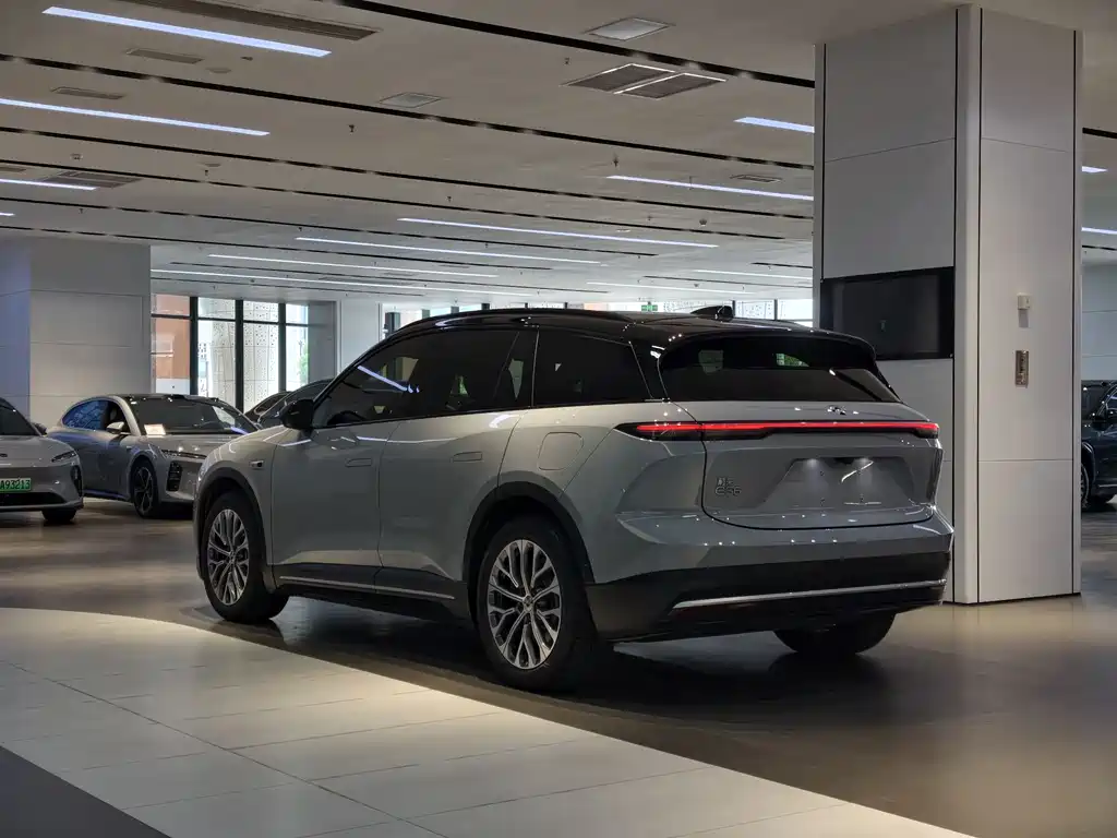 NIO ES6 2024