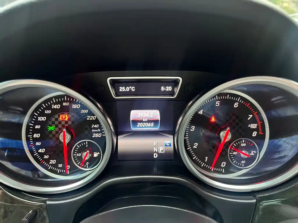 Mercedes-Benz GLE AMG 2018 — фото 9