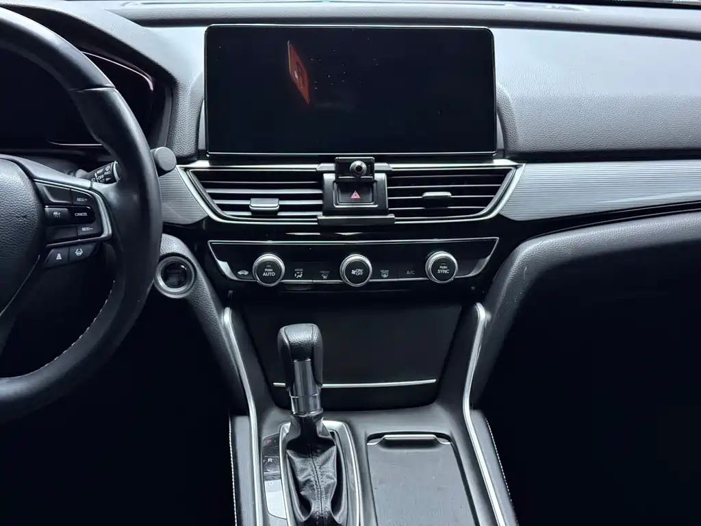 Honda Inspire 2022 — фото 13