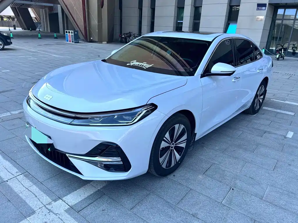 Geely Galaxy A7 EM 2025 — фото 1