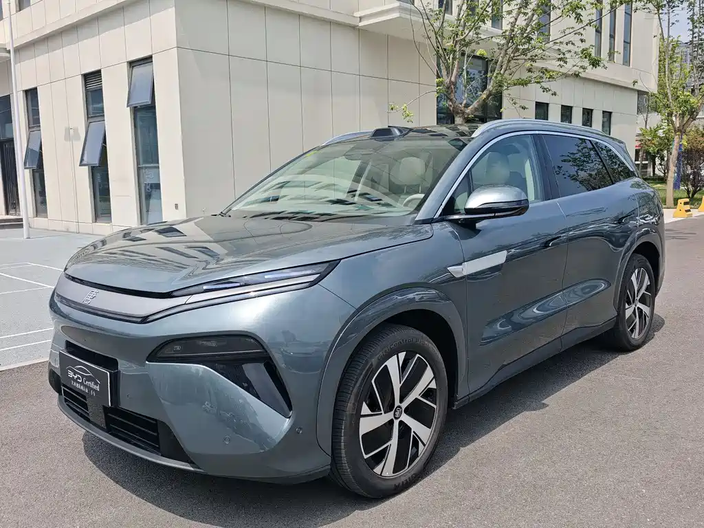 BYD Tang L 2025 — фото 1