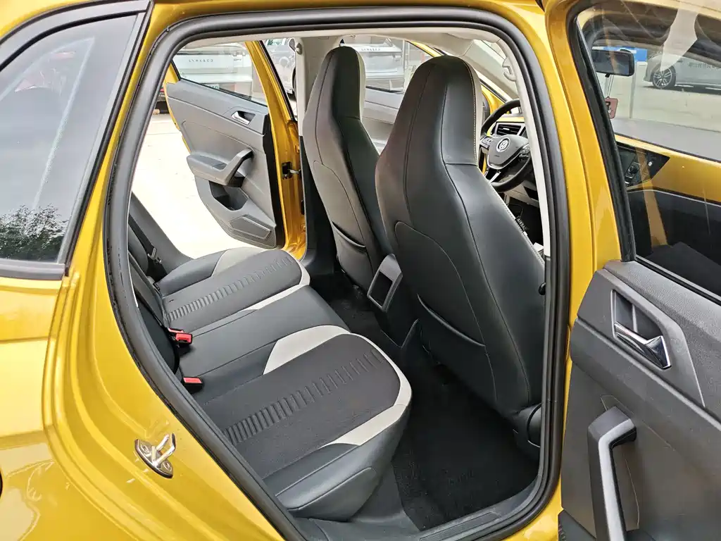 Volkswagen Polo 2019 — фото 10