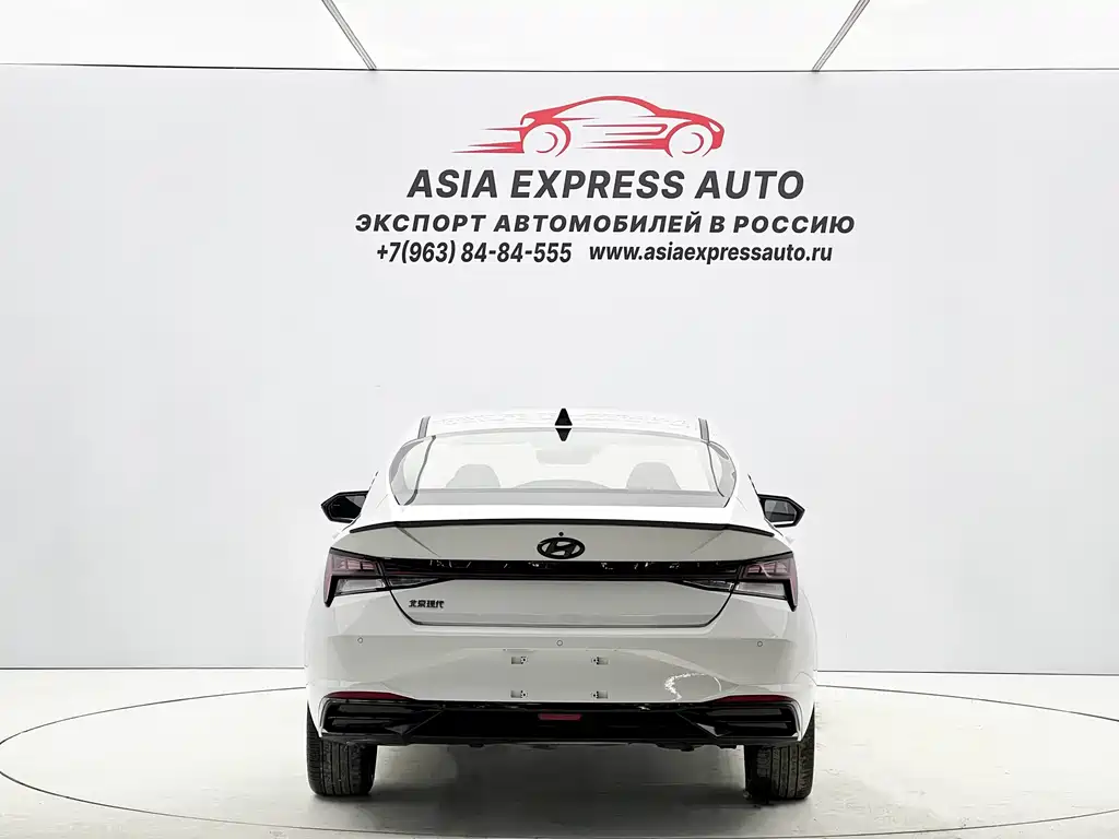 Hyundai Elantra 2023 — фото 5