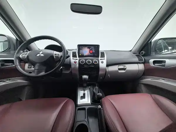 Mitsubishi Pajero Jinchang 2017