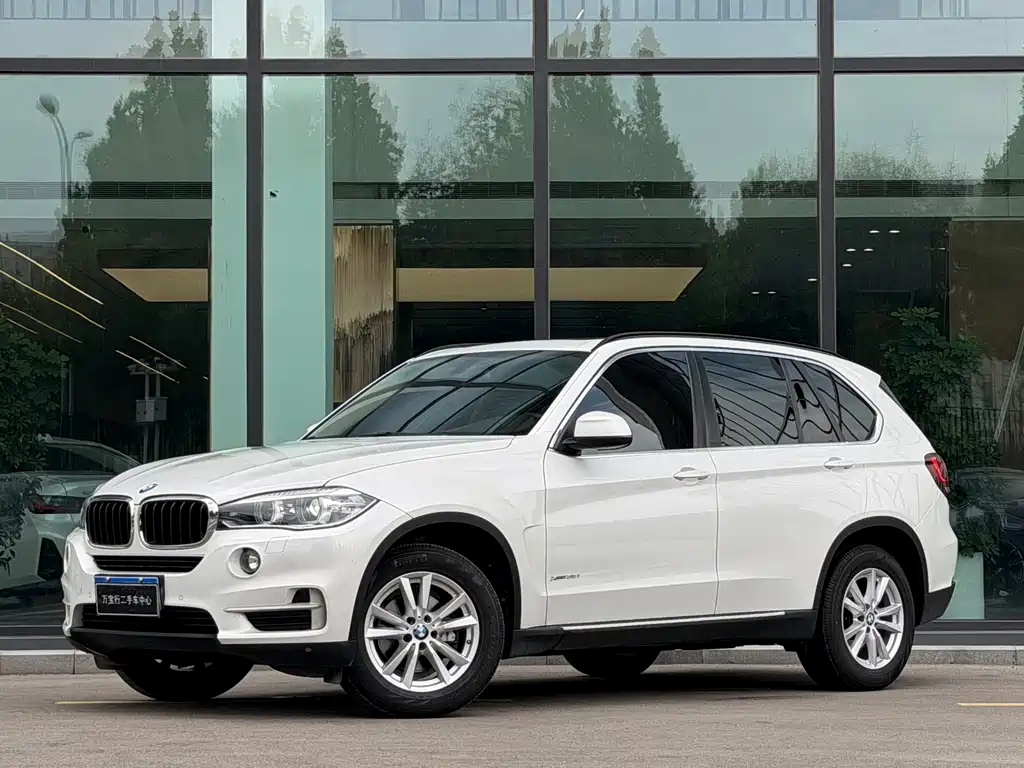 BMW X5 2015 — фото 1