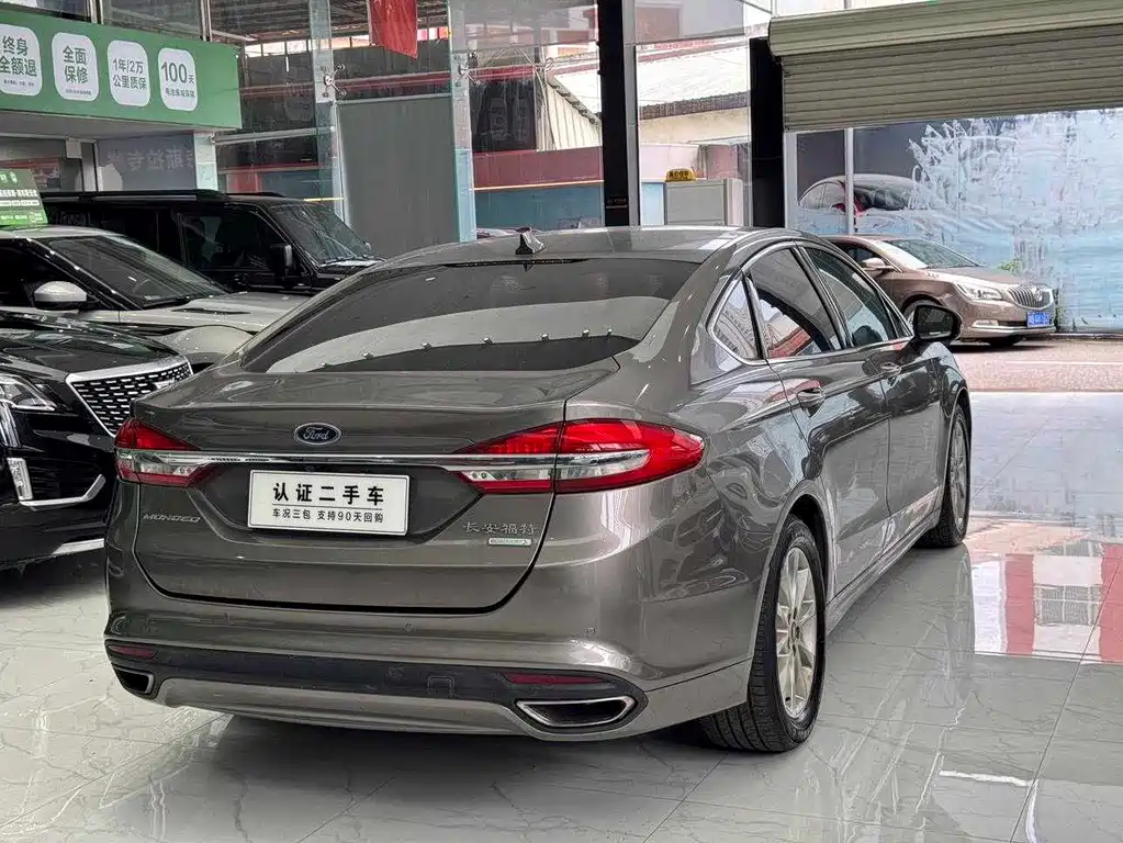 Ford Mondeo 2017 — фото 4