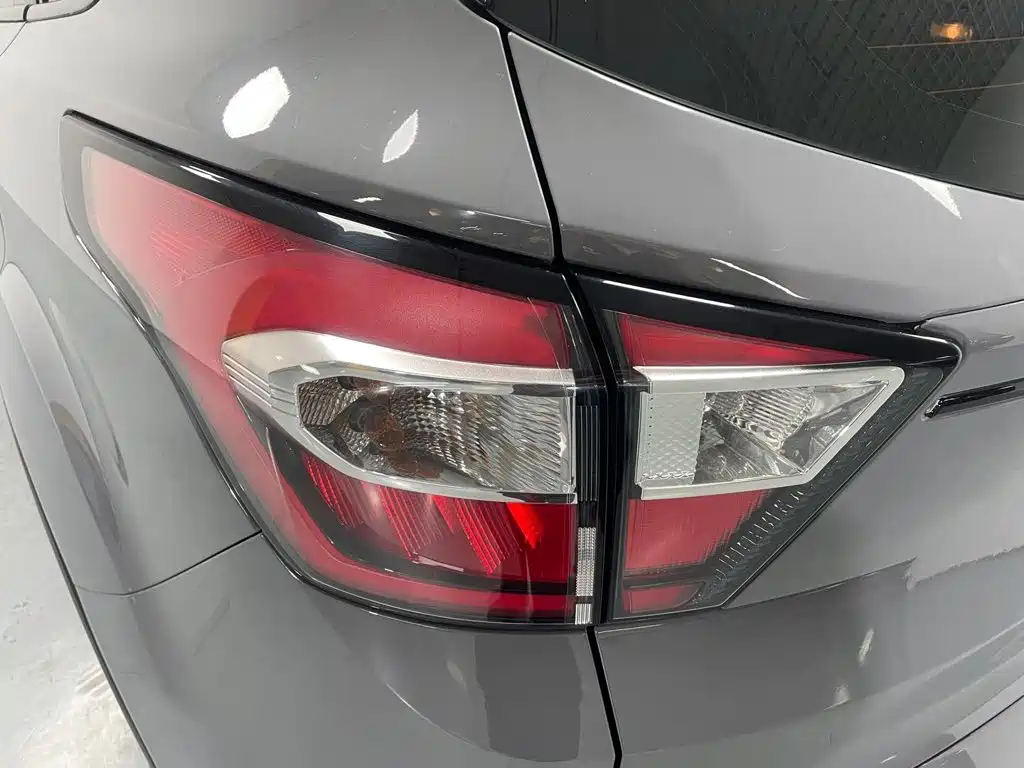 Ford Kuga 2018 — фото 16