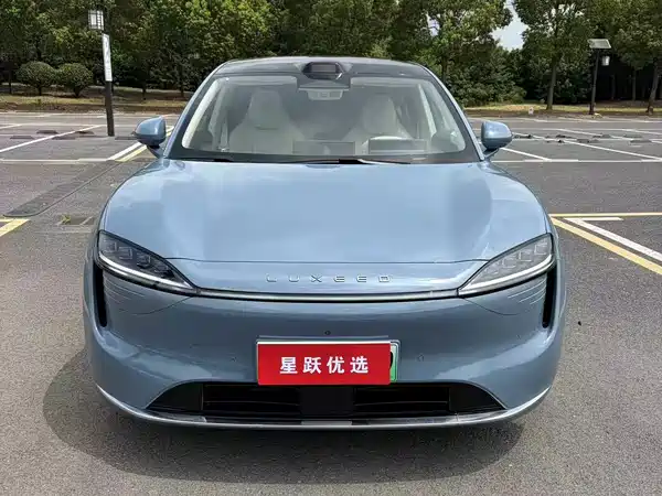 Luxeed R7 2024