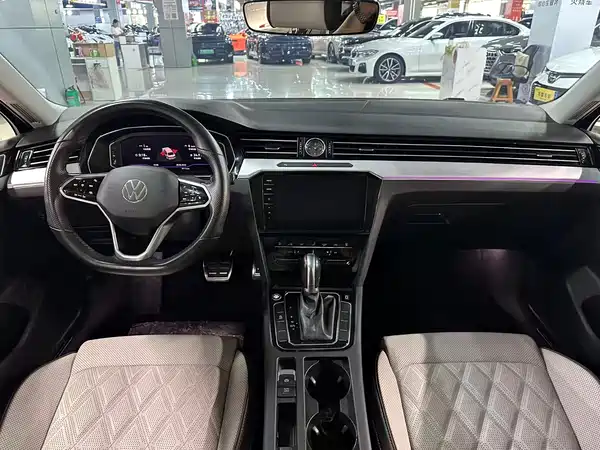 Volkswagen Magotan 2023