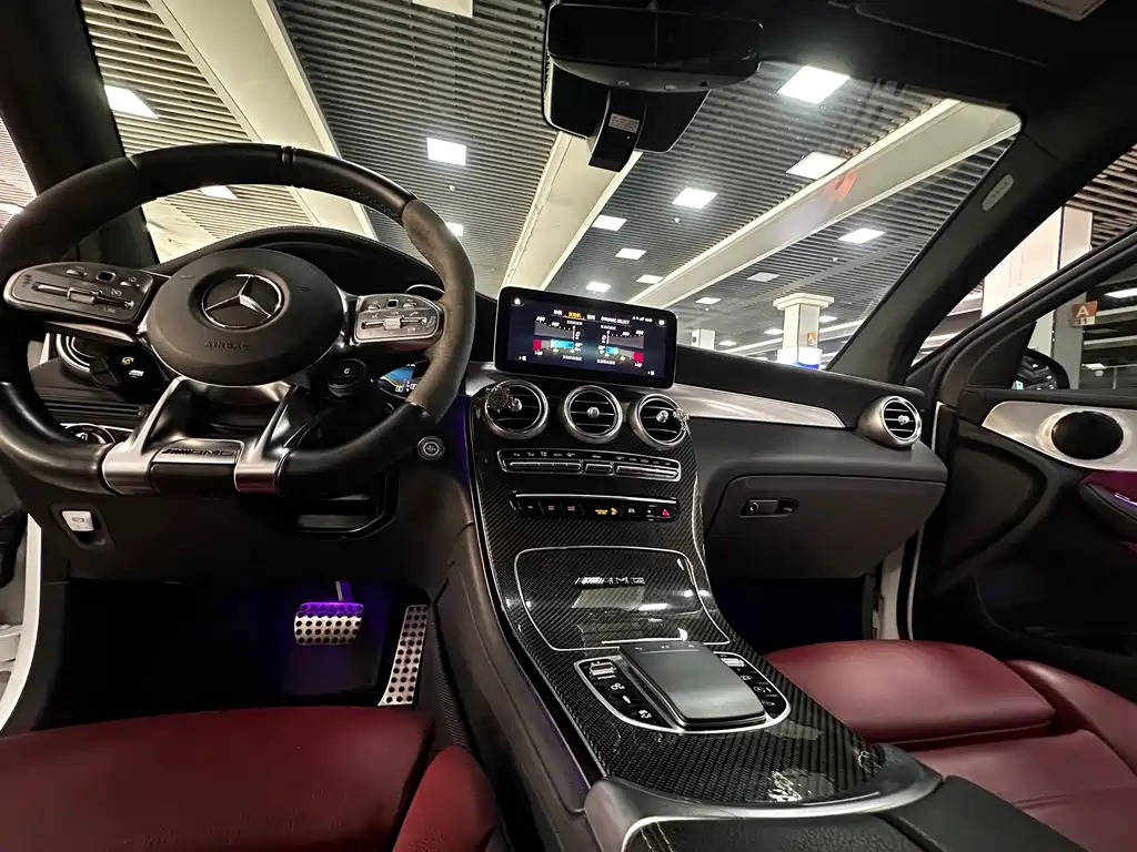 Mercedes-Benz GLC AMG 2022 — фото 18