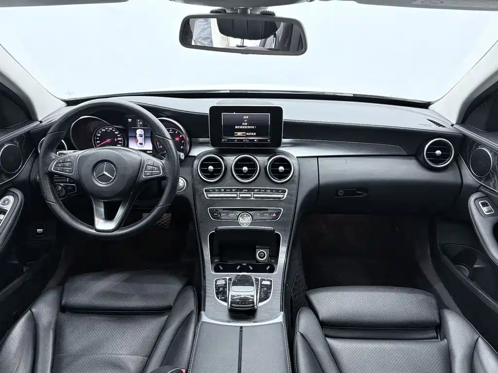 Mercedes-Benz C-Class 2018