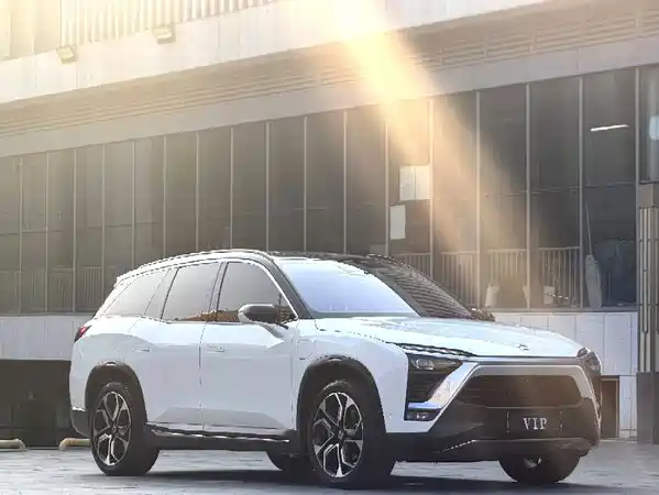 NIO ES8 2018