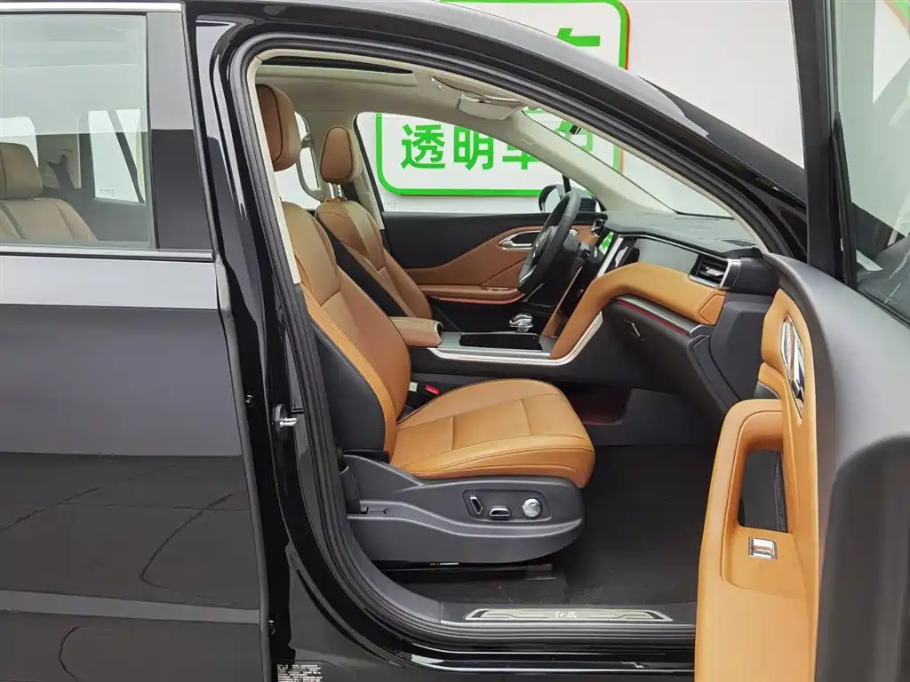 Hongqi HS7 PHEV 2025 — фото 23