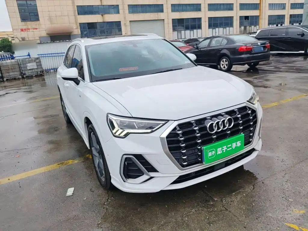 Audi Q3 2021