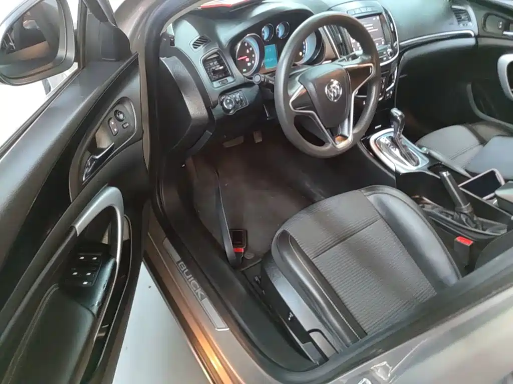Buick Regal 2015 — фото 16