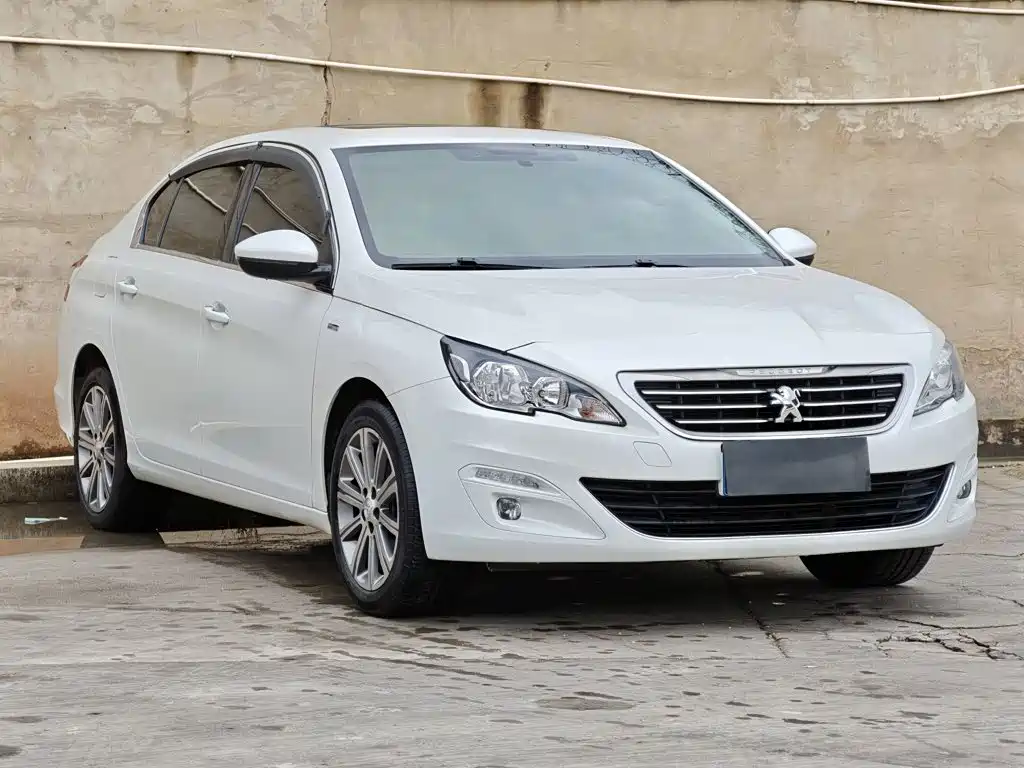 Peugeot 408 2018 — фото 14