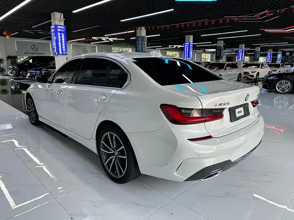 BMW 3 Series 2021