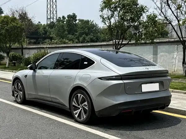 NIO ET5 2023