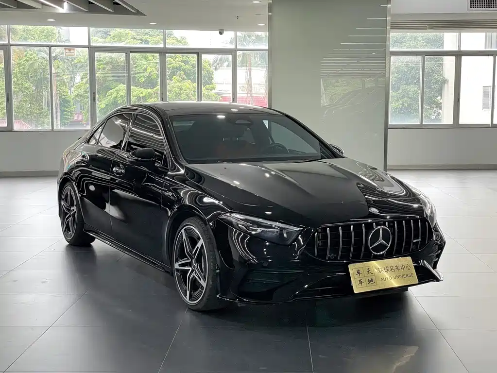 Mercedes-Benz A-Class AMG 2025 — фото 3