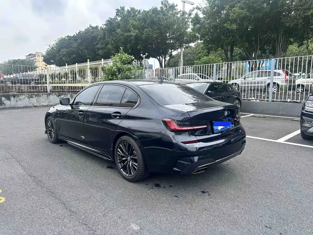 BMW 3 Series 2021