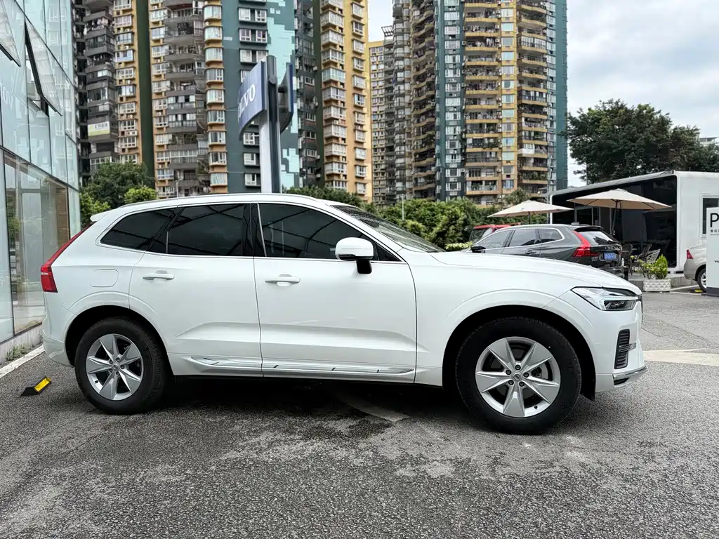 Volvo XC60 2021