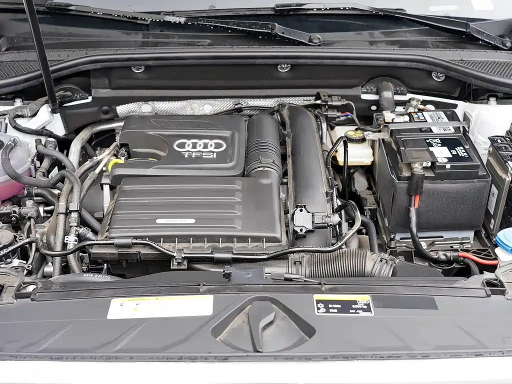 Audi Q2L 2020 — фото 23
