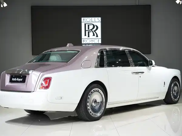 Rolls-Royce Phantom 2021