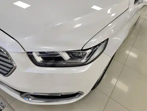 Ford Taurus 2017