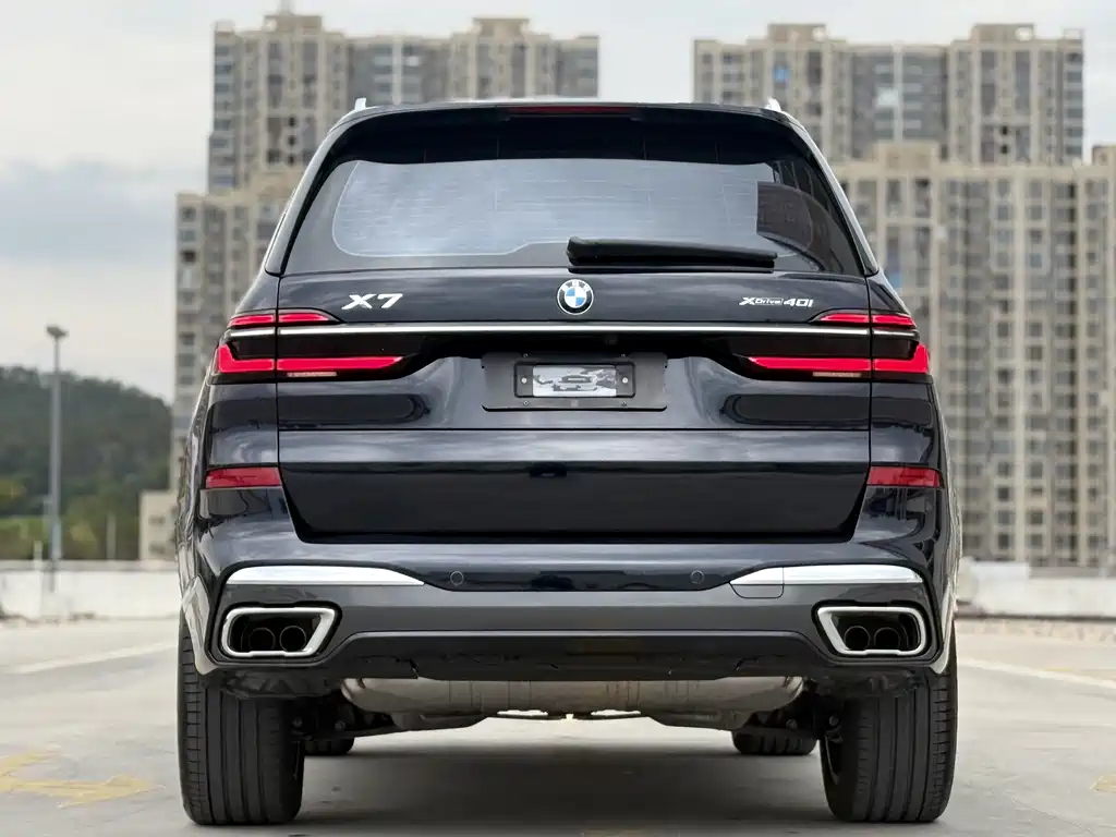 BMW X7 2025 — фото 11
