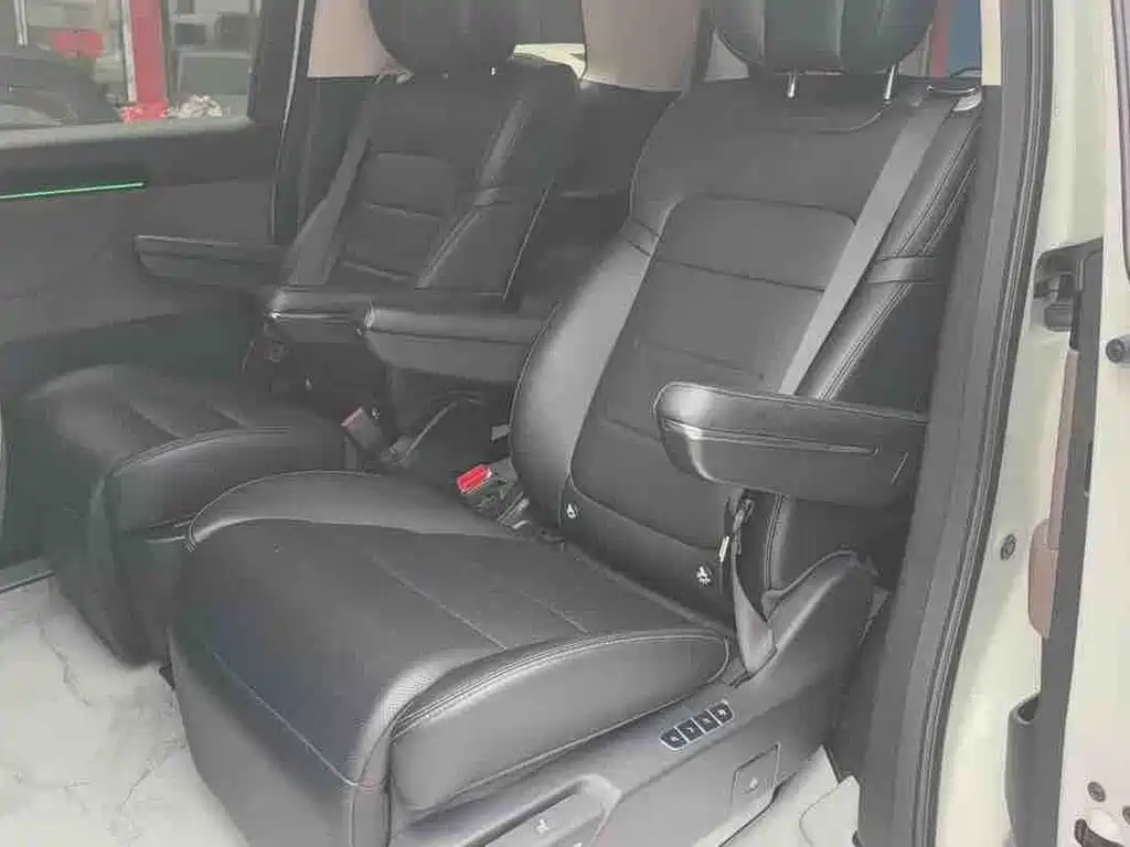 GAC Trumpchi E8 PHEV 2024 — фото 3