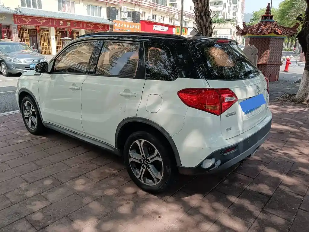 Suzuki Vitara 2016 — фото 5