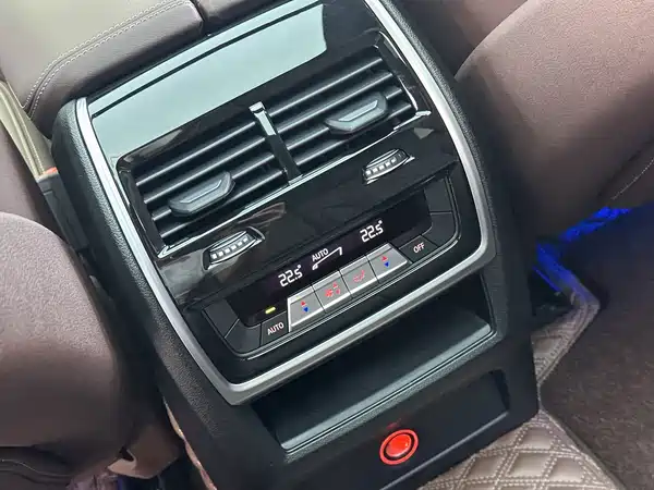 BMW X5 2025