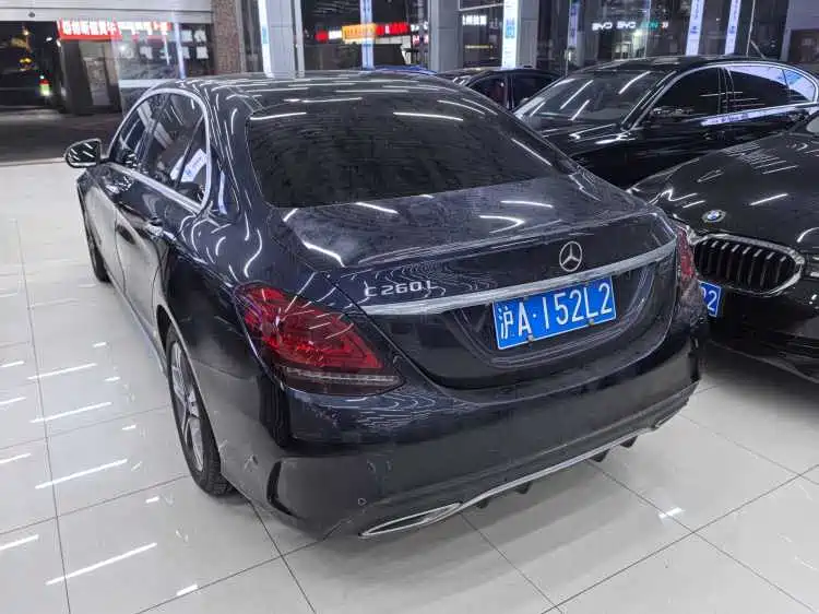 Mercedes-Benz C-Class 2020