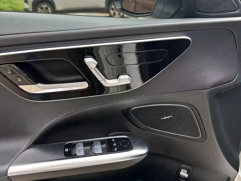 Mercedes-Benz C-Class 2022 — фото 10