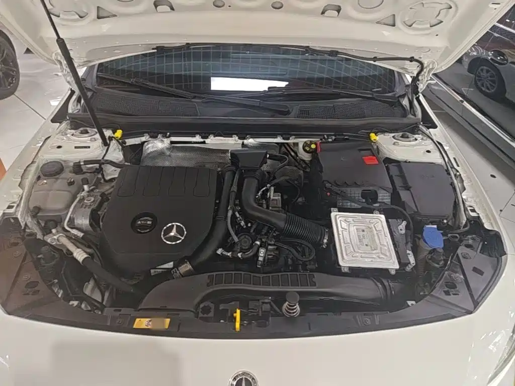 Mercedes-Benz A-Class 2022 — фото 20