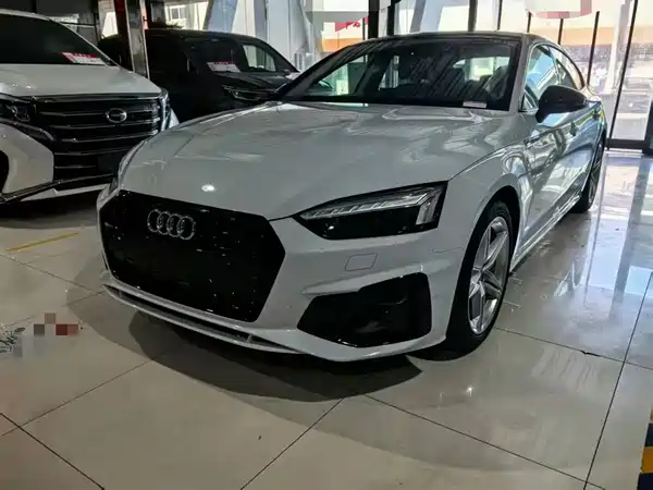 Audi A5 2024