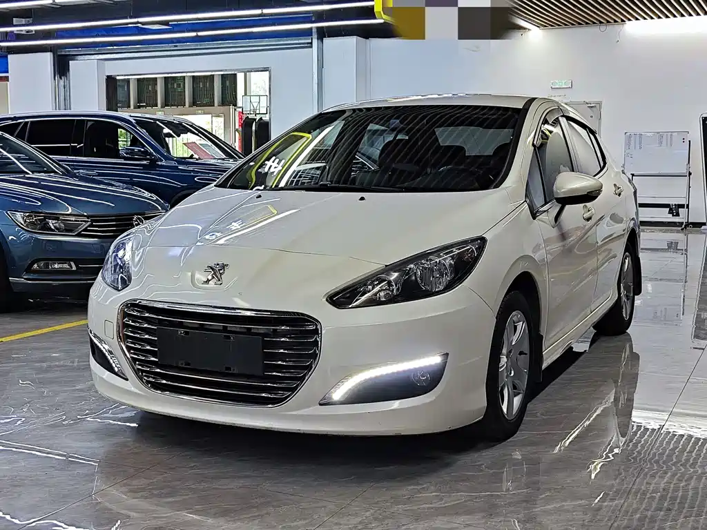 Peugeot 308 2014