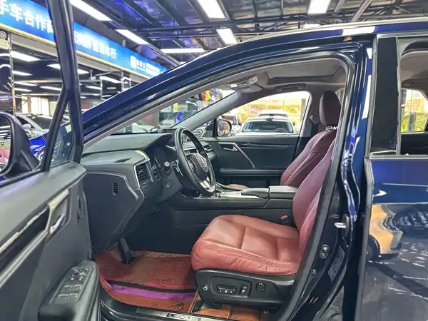 Lexus RX 2022