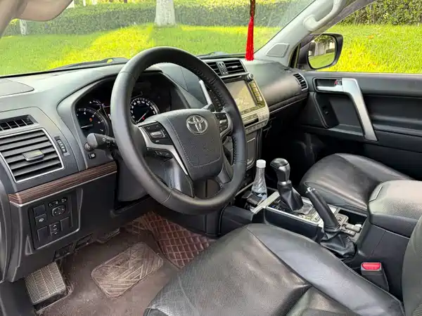 Toyota Prado 2019
