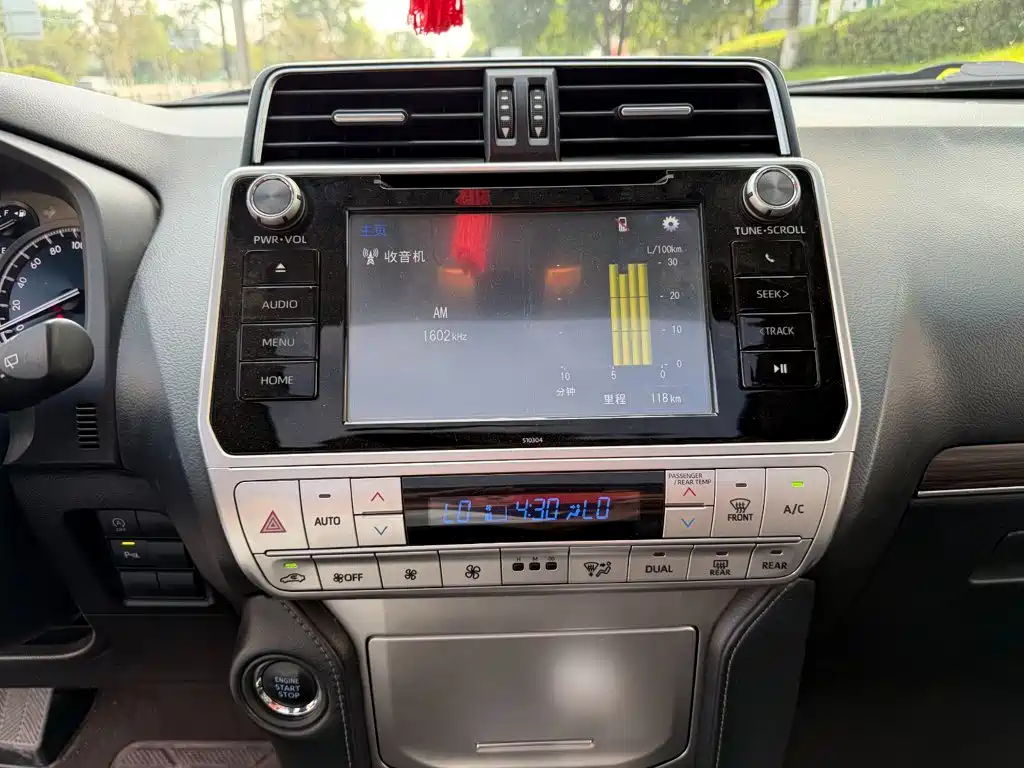 Toyota Prado 2019 — фото 10
