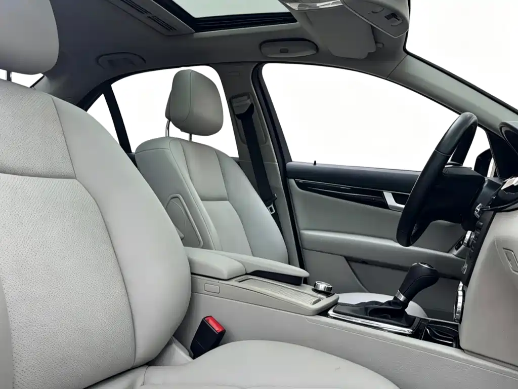 Mercedes-Benz C-Class 2013