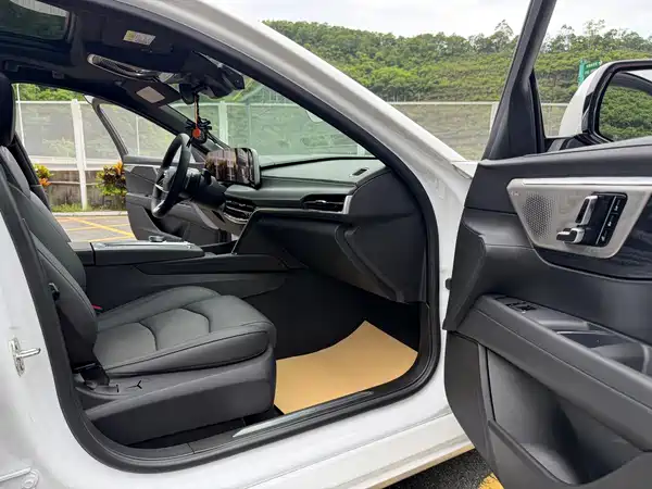 Cadillac CT6 2025
