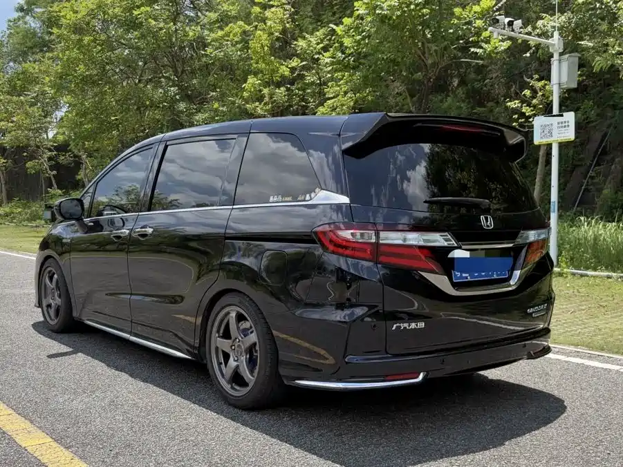Honda Odyssey 2021 — фото 9