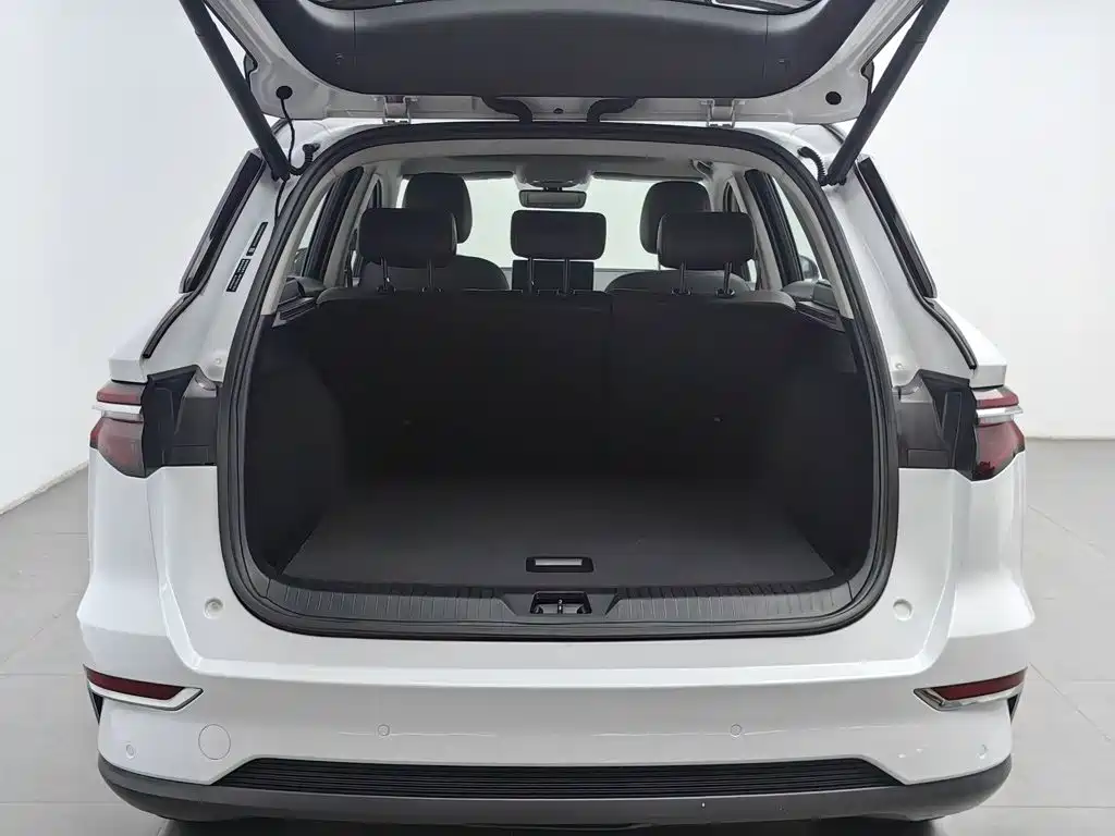 BYD Song Pro New Energy 2021 — фото 16