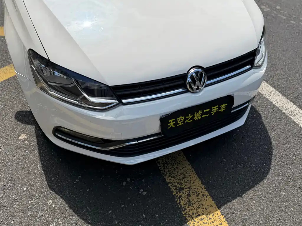 Volkswagen Polo 2016