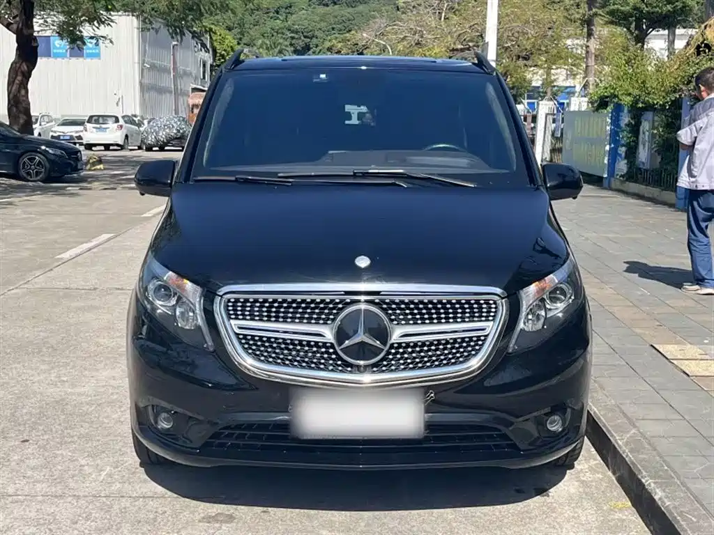 Mercedes-Benz Vito 2022 — фото 28