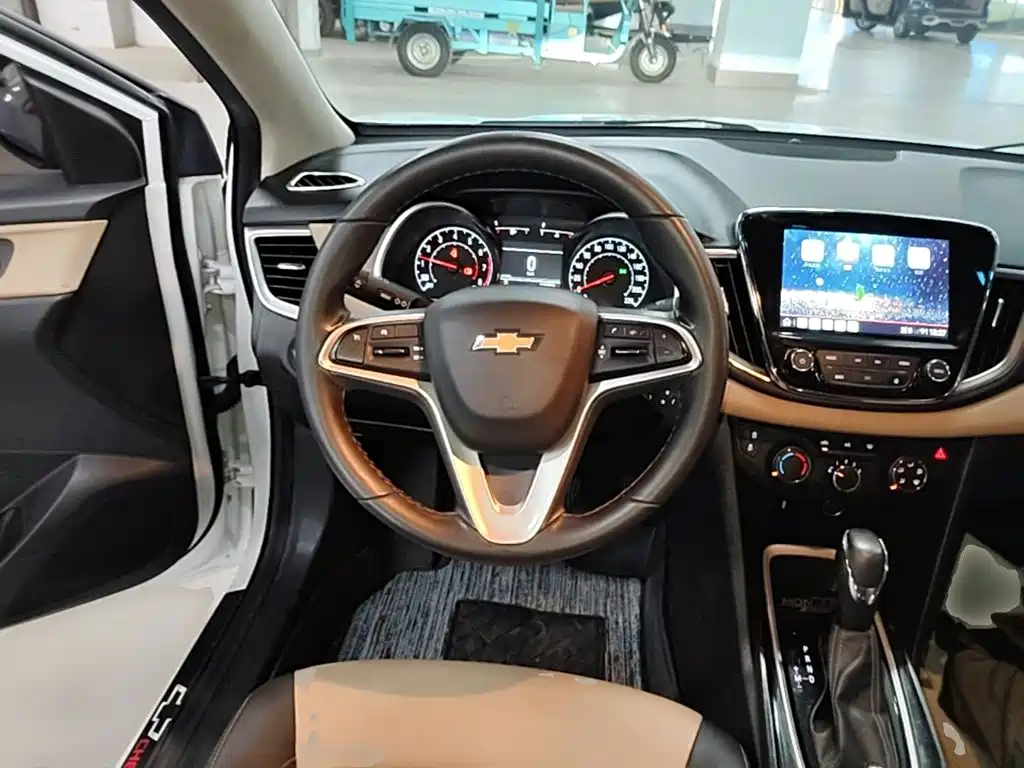 Chevrolet Cruze 2022 — фото 11