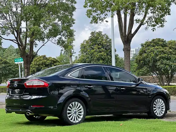 Ford Mondeo-Winning 2013