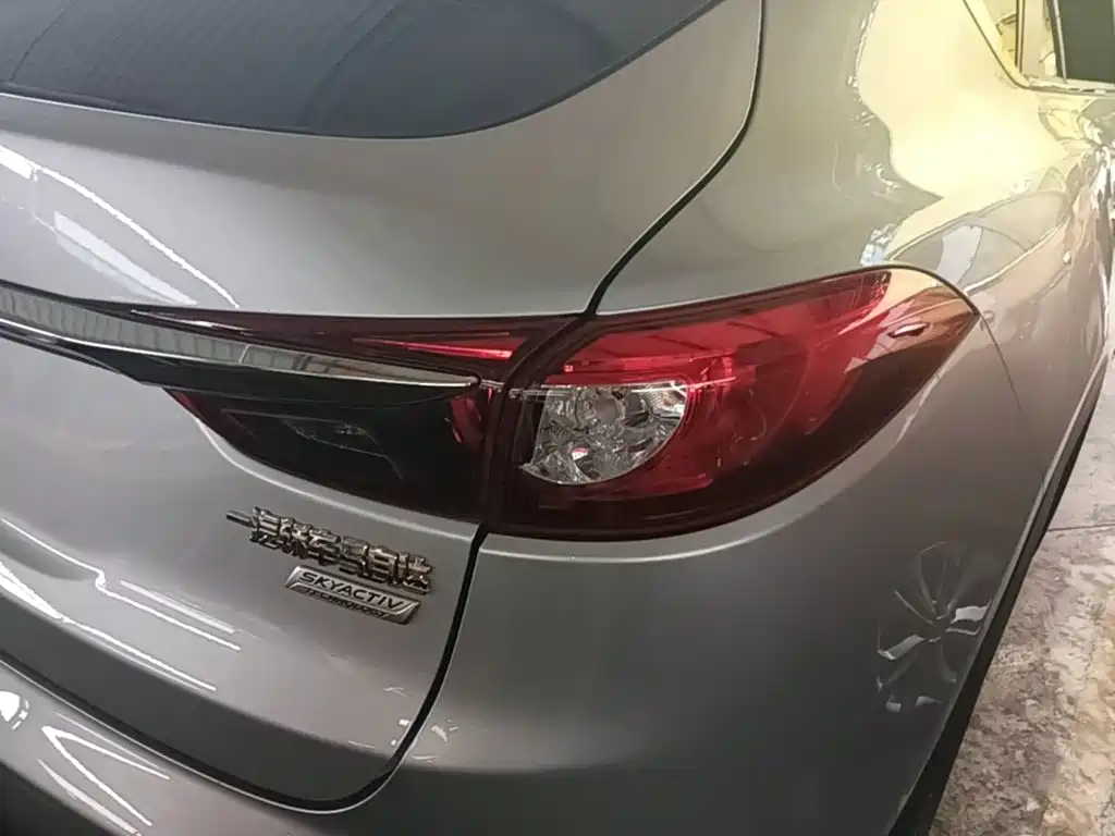 Mazda CX-4 2018 — фото 8